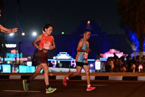 BIB: 2899
                            <button type="button" onclick="openModal(15068772)" class="btn btn-primary btn-sm float-right btn-popup" data-toggle="modal" data-target=".modal-high-quality">
                        <i class="fas fa-shopping-cart"></i> Add to Cart
                    </button>
                                            <button type="button" onclick="isThisMe(15068772, true)" class="btn btn-success btn-sm float-right btn-popup btn-isme hidden" data-toggle="tooltip" data-placement="bottom" title="นี่คือรูปของคุณใช่ไหม คลิกที่นี่เพื่อเอาเข้าอัลบั้ม">
                        <i class="fas fa-plus"></i> Add to album
                    </button>
                    <button type="button" onclick="isThisMe(15068772, false)" class="btn btn-warning btn-sm float-right btn-popup btn-isnotme hidden">
                        <i class="fas fa-ban"></i> Remove from album
                    </button>